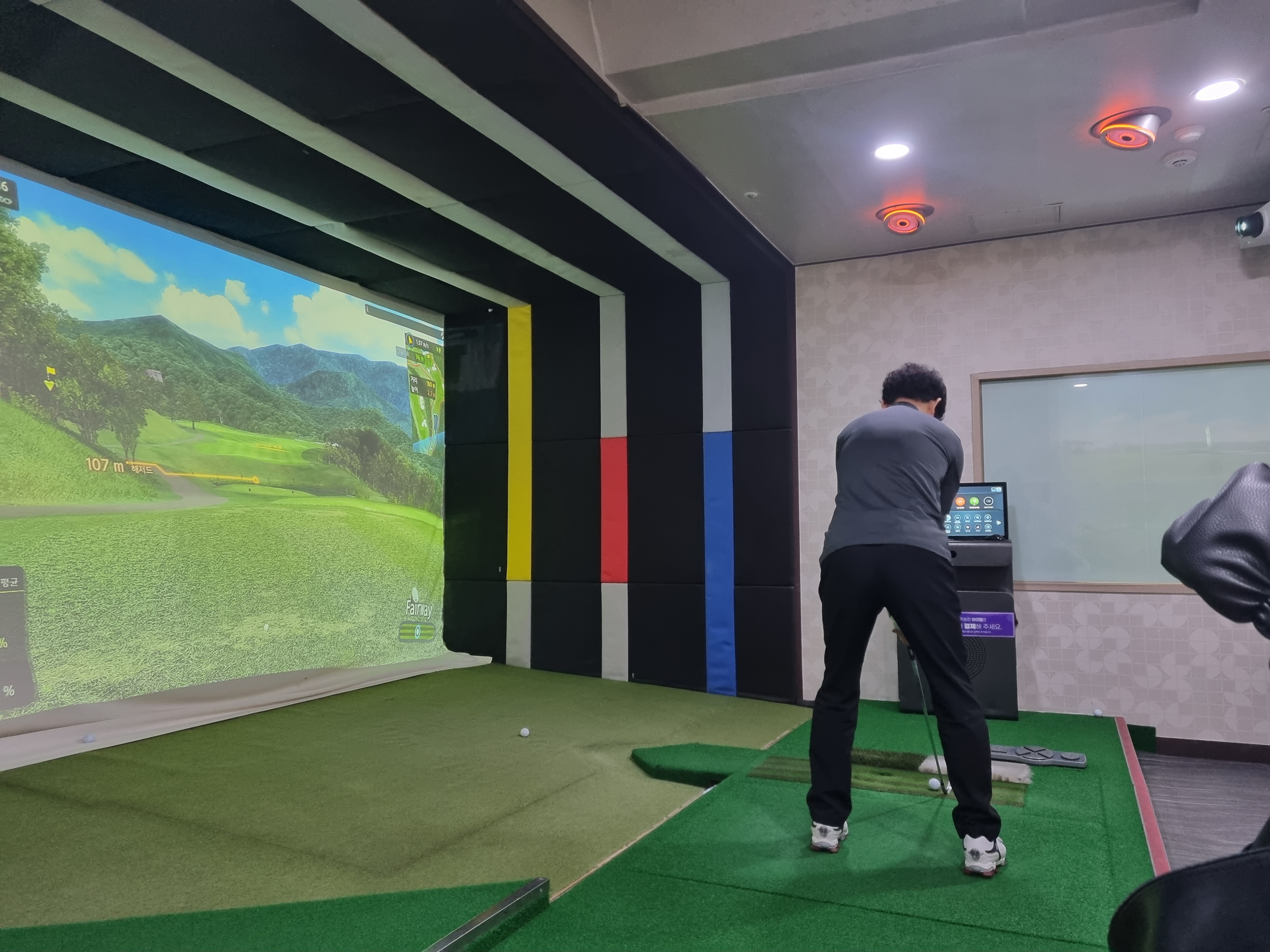 약수스크린골프 (2025) | 스크린골프 후기/가격 비교는 김캐디!